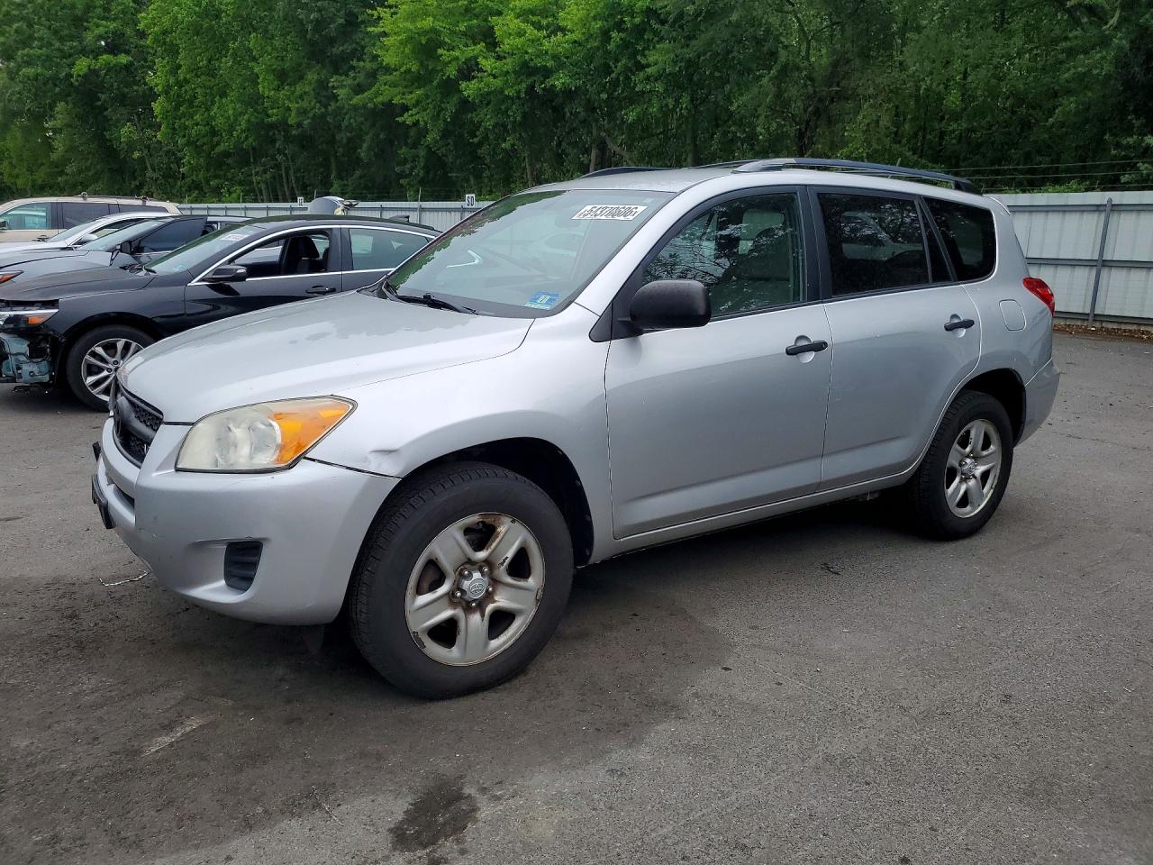 Salvage Toyota RAV4 Image