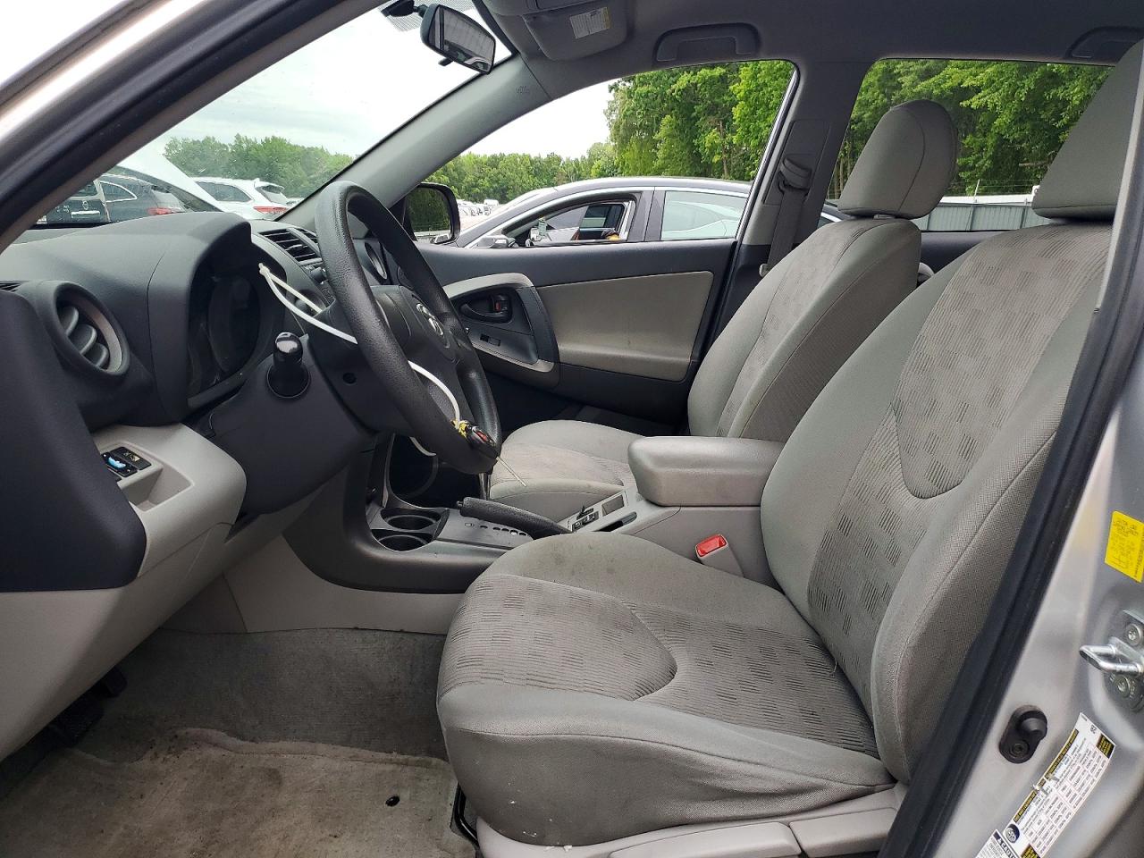 Toyota RAV4 Base
