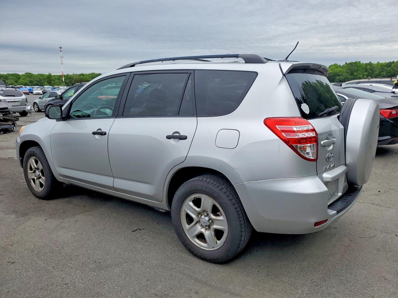 Toyota RAV4 Base
