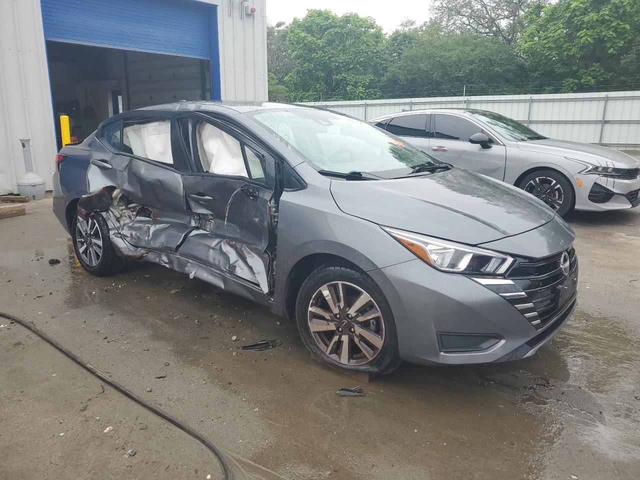Nissan Versa Sv
