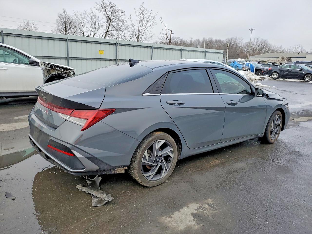 Hyundai ELANTRA Sel