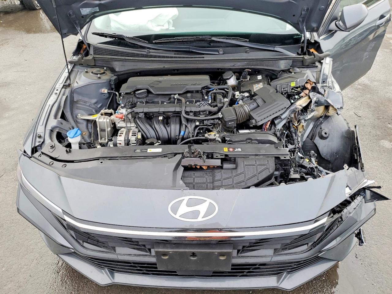 Hyundai ELANTRA Sel