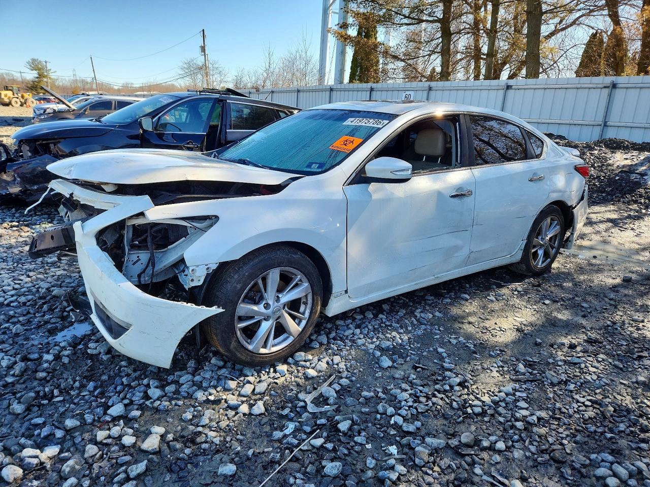 Salvage Nissan Altima Image
