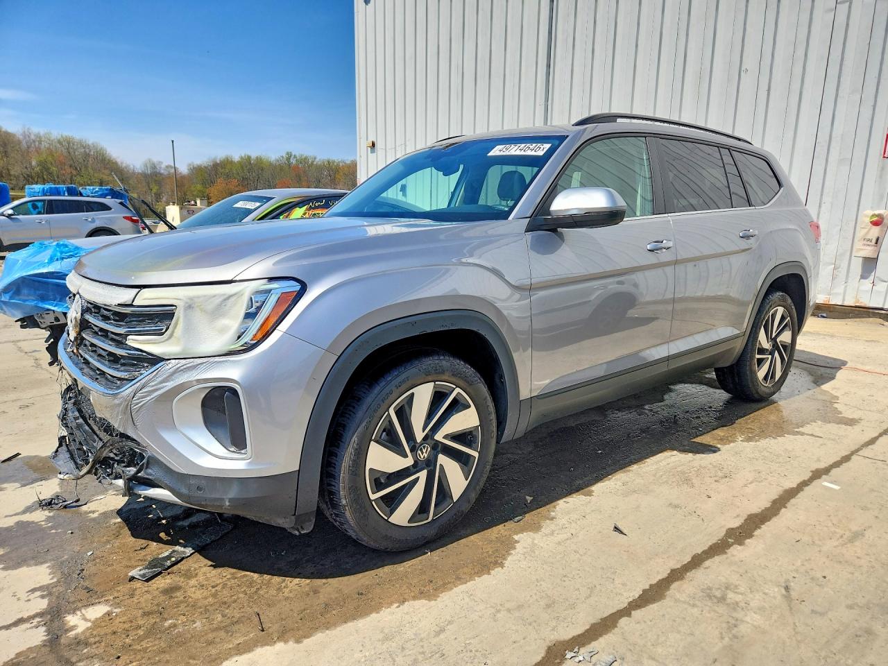 Salvage Volkswagen Atlas Image
