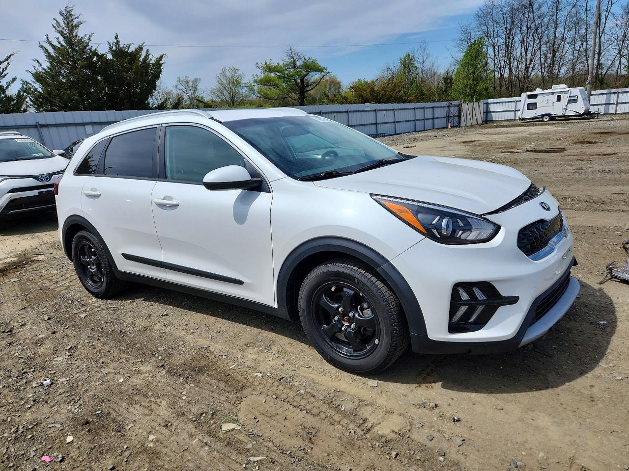 Kia Niro Lx