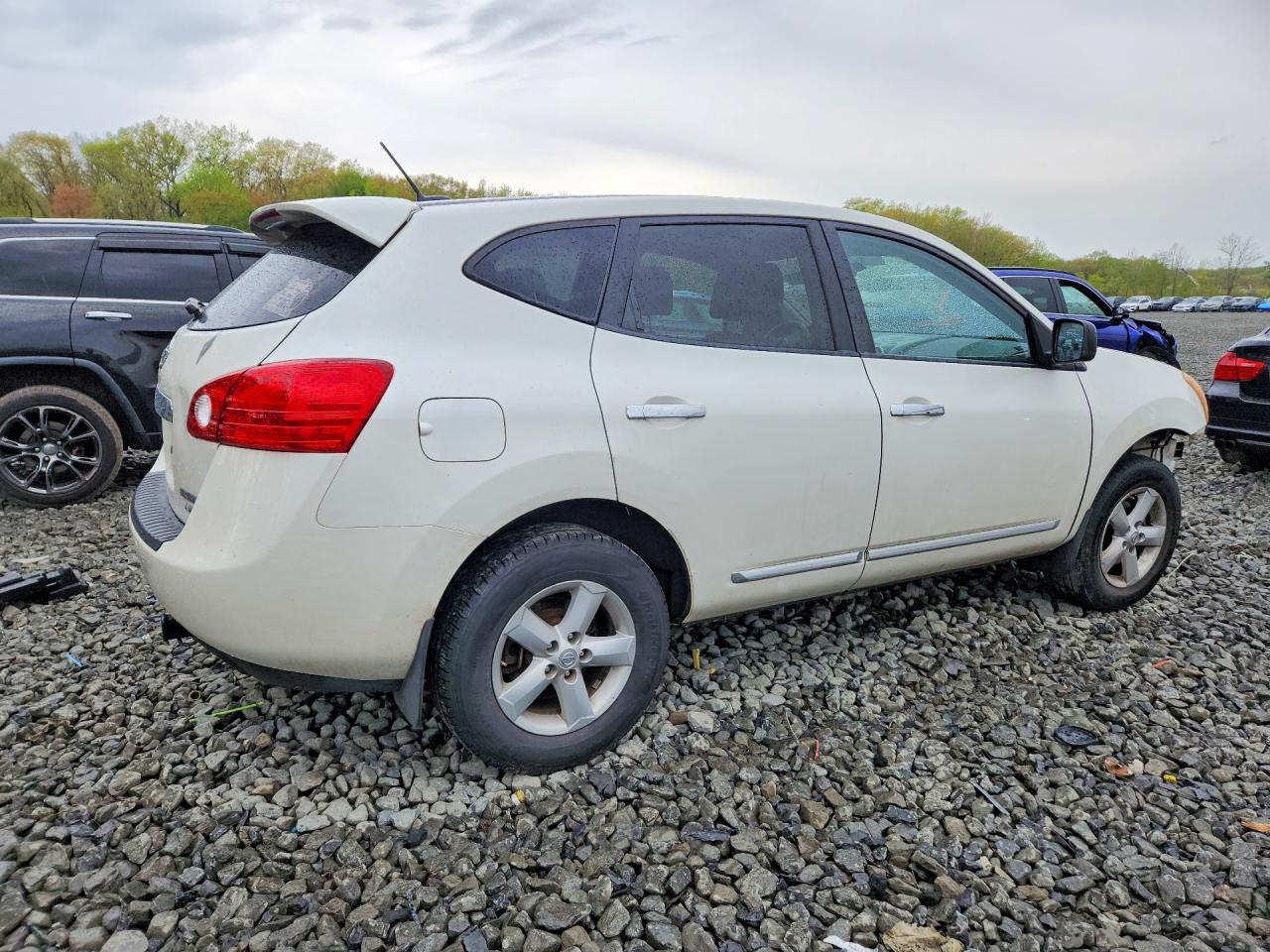 Nissan Rogue S