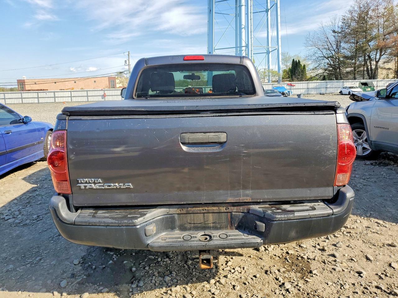 Toyota Tacoma Base
