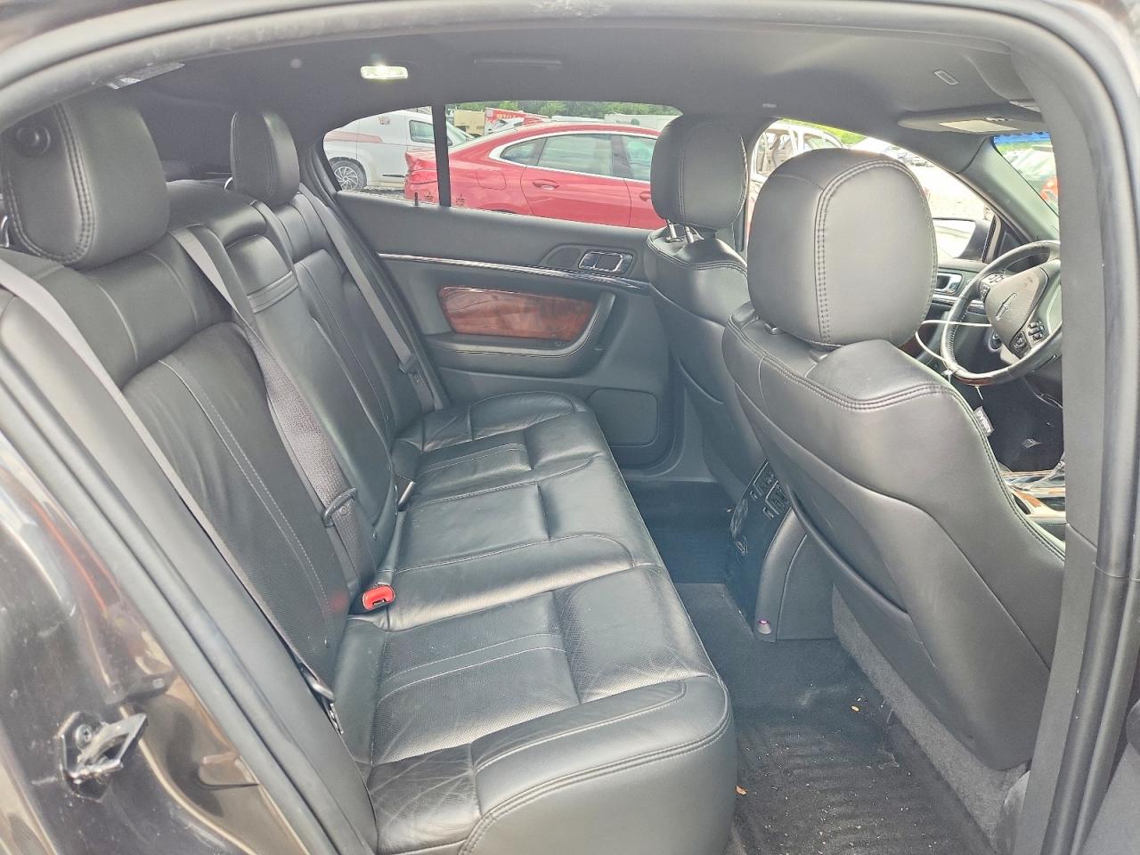 Lincoln MKS