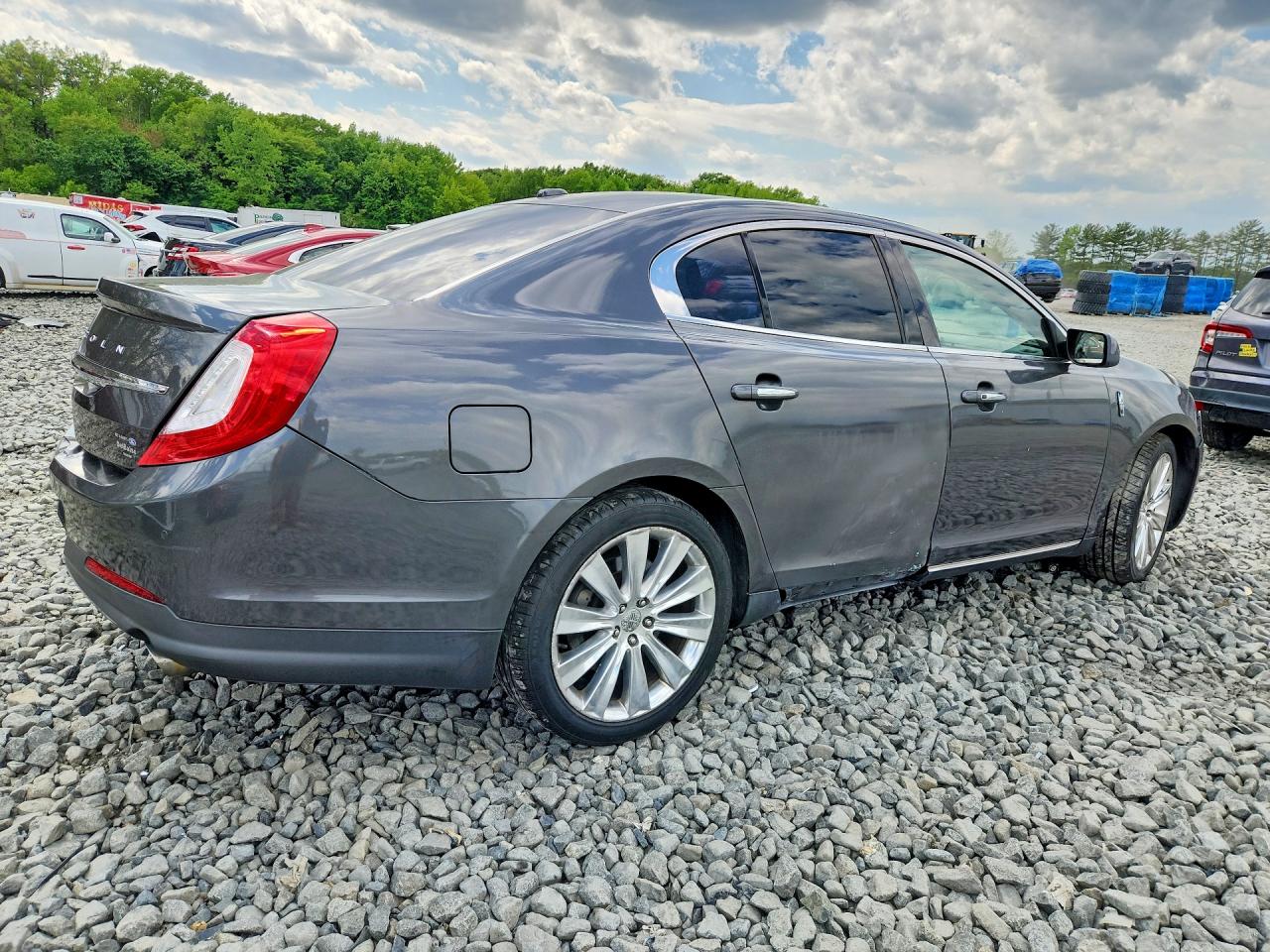 Lincoln MKS
