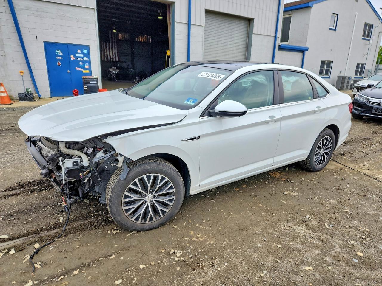 Salvage Volkswagen Jetta Image