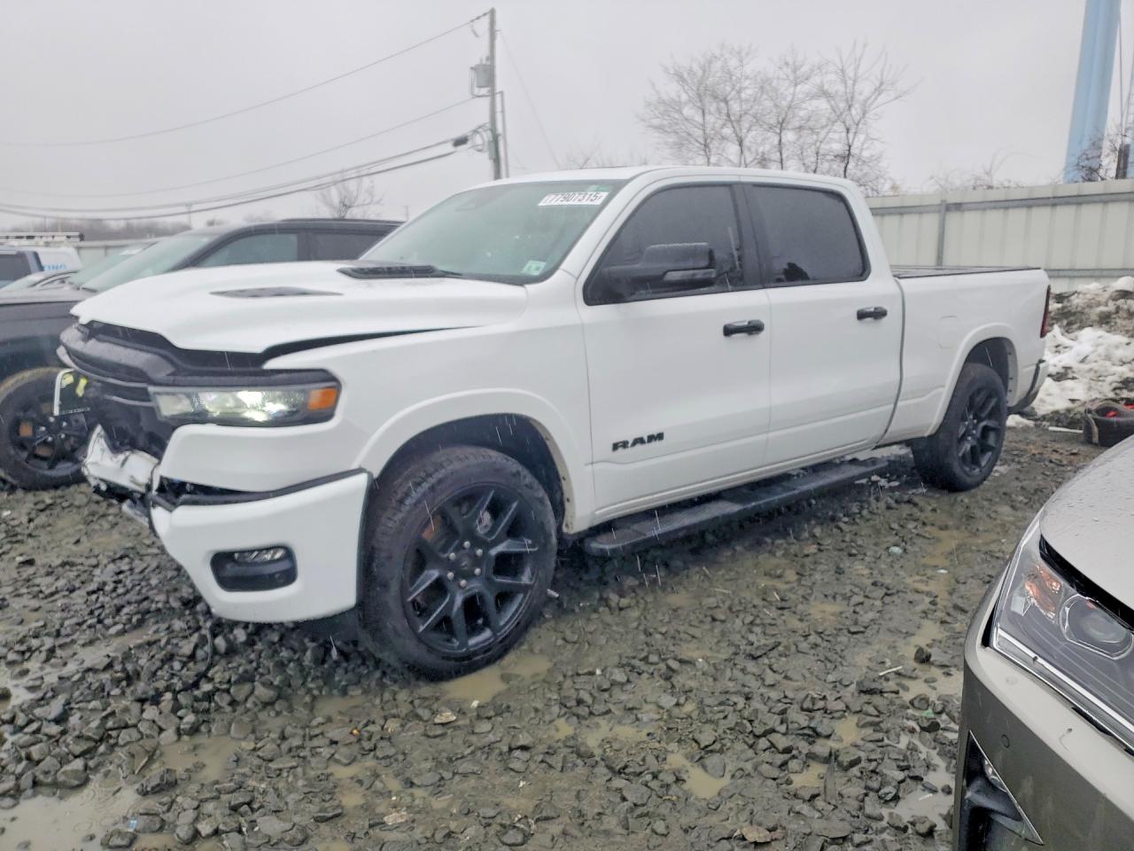 Salvage Ram 1500 Image