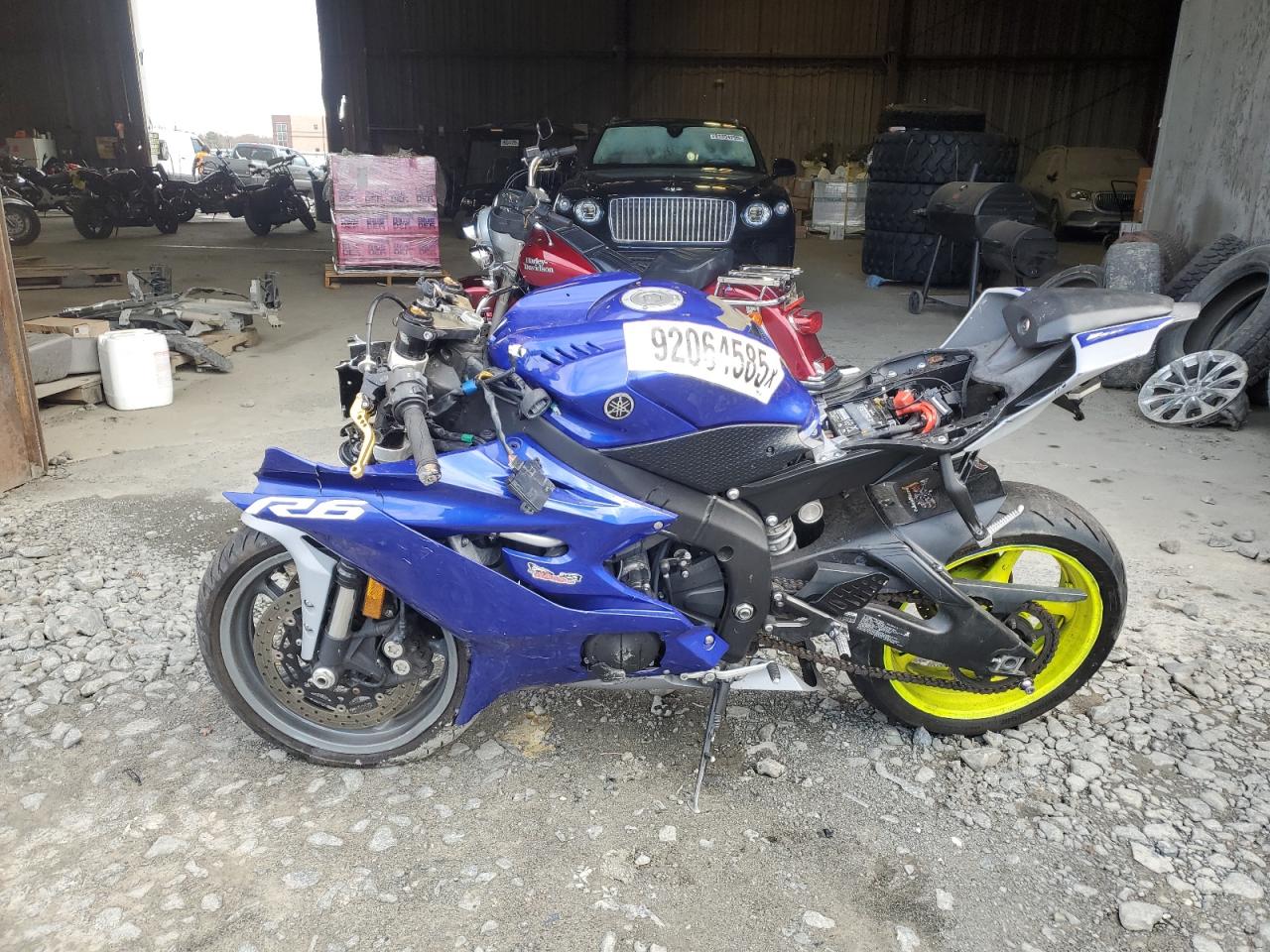 Yamaha Yzf600