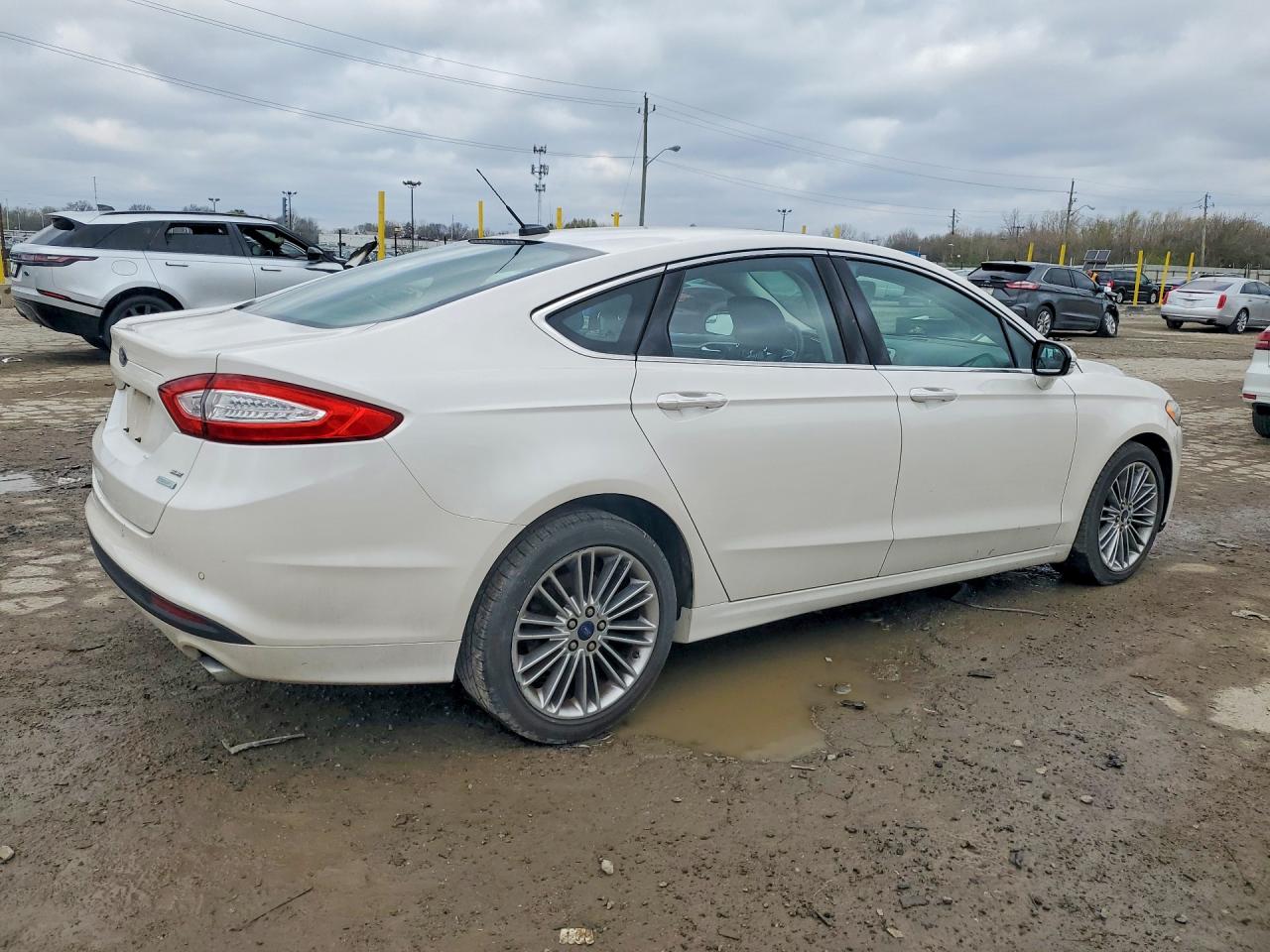 Ford Fusion Se