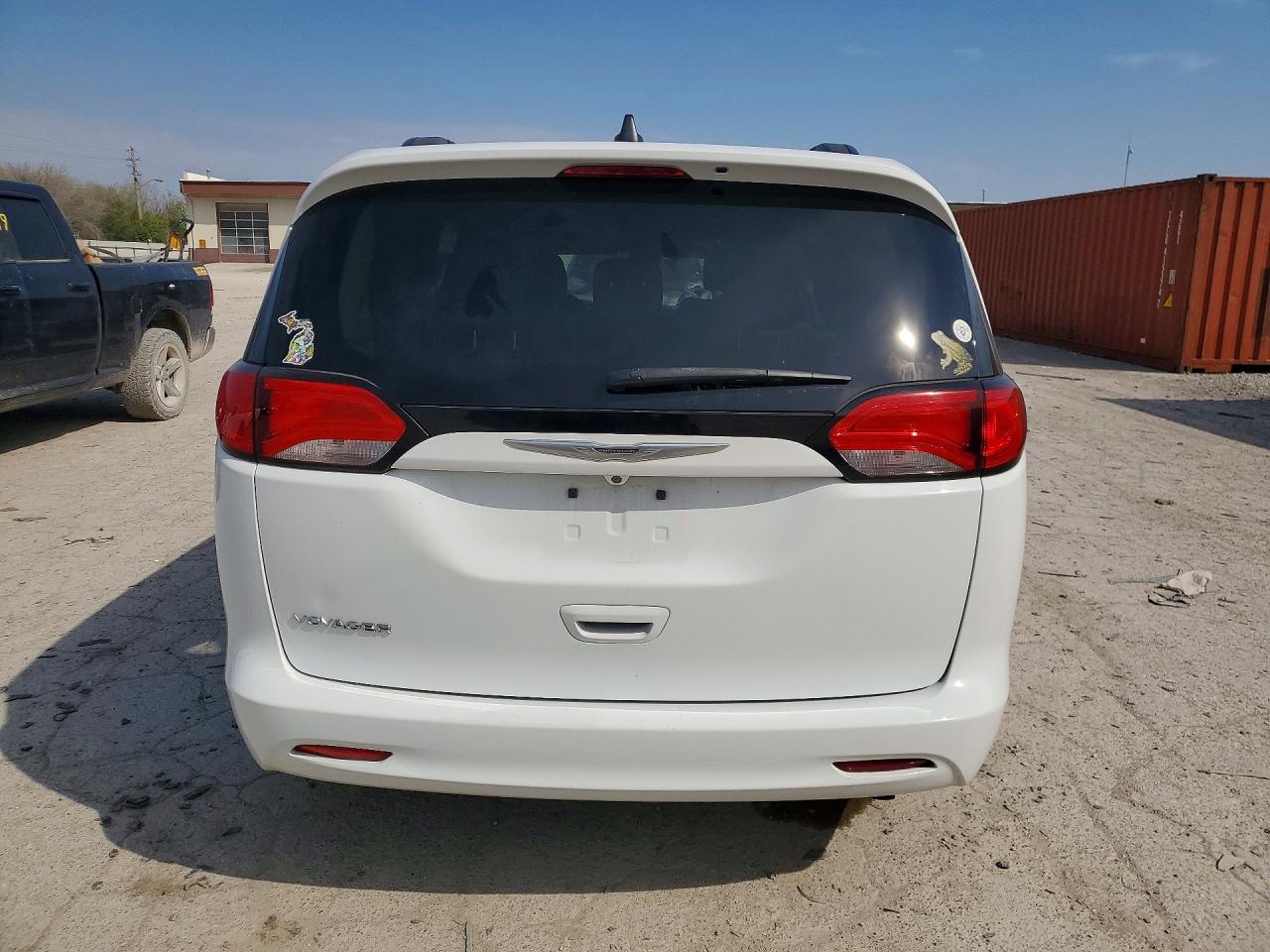 Chrysler Minivan Lxi