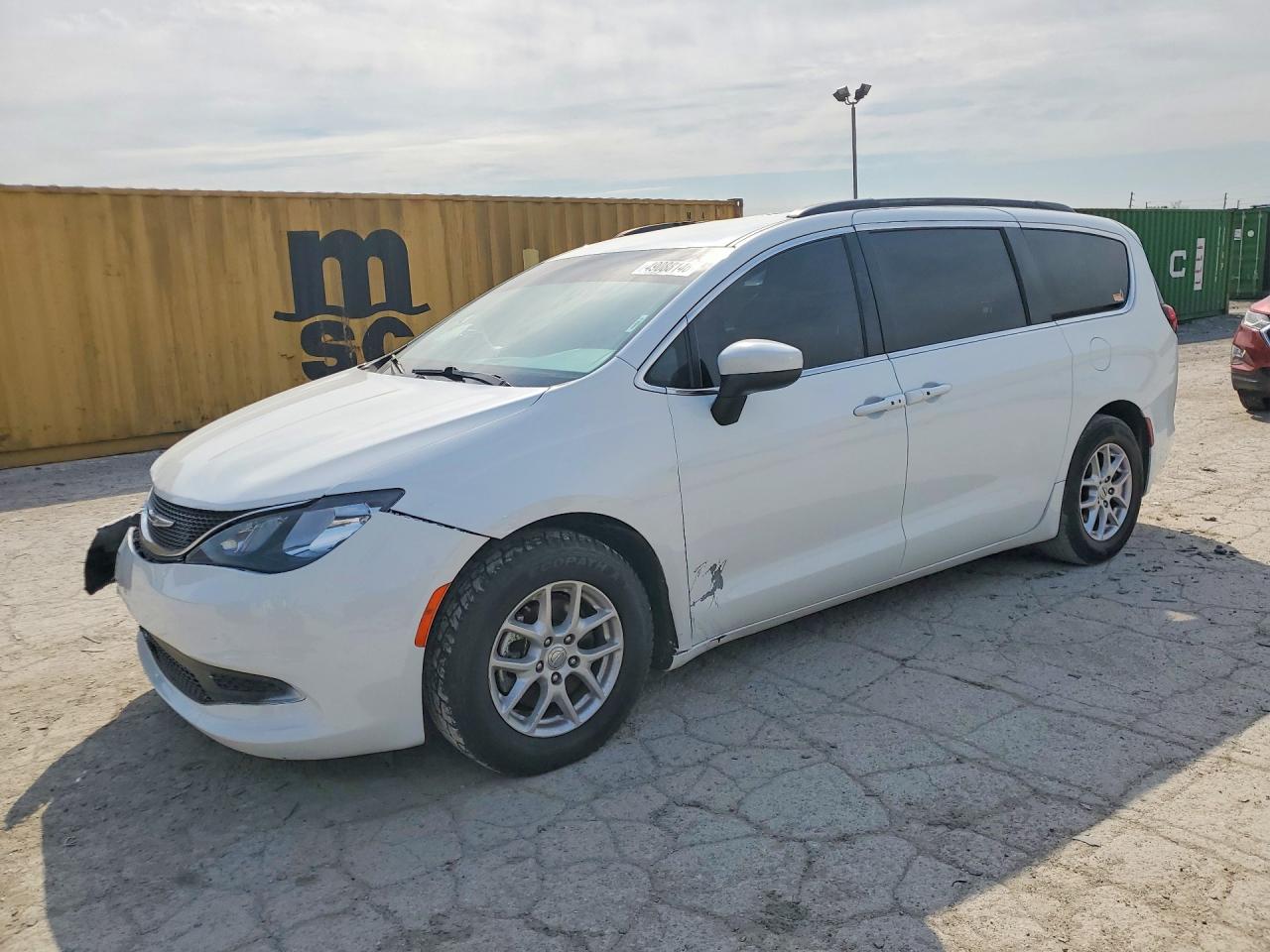 Salvage Chrysler Minivan Image