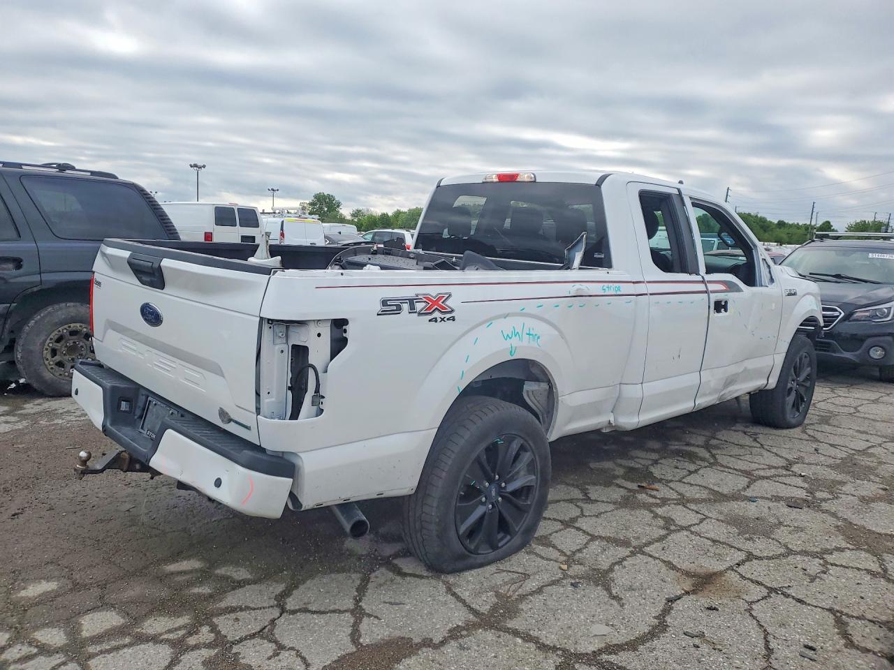 Ford F-150 Super Cab