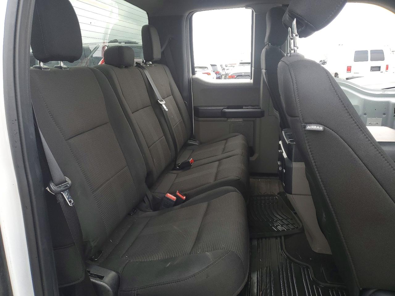 Ford F-150 Super Cab