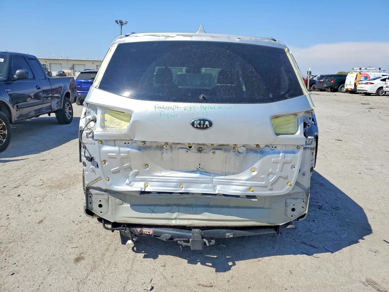 Kia Sedona Lx