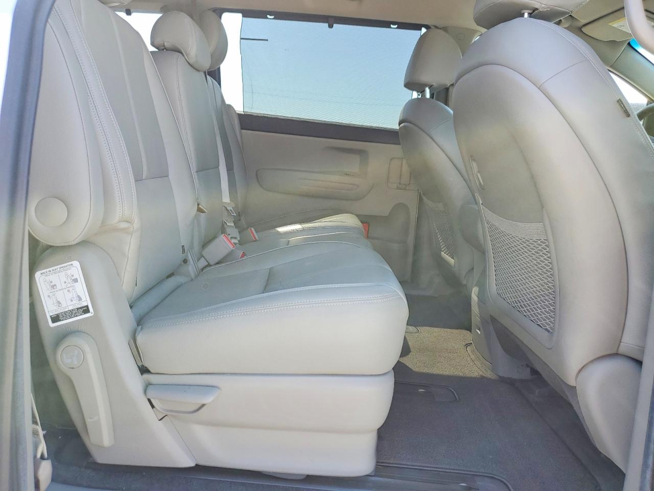 Kia Sedona Lx