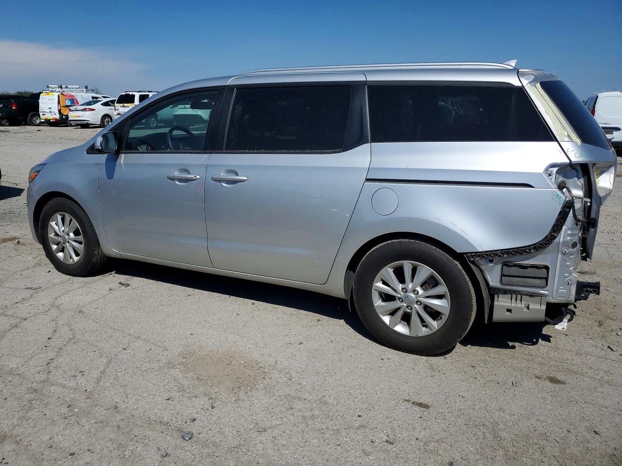 Kia Sedona Lx