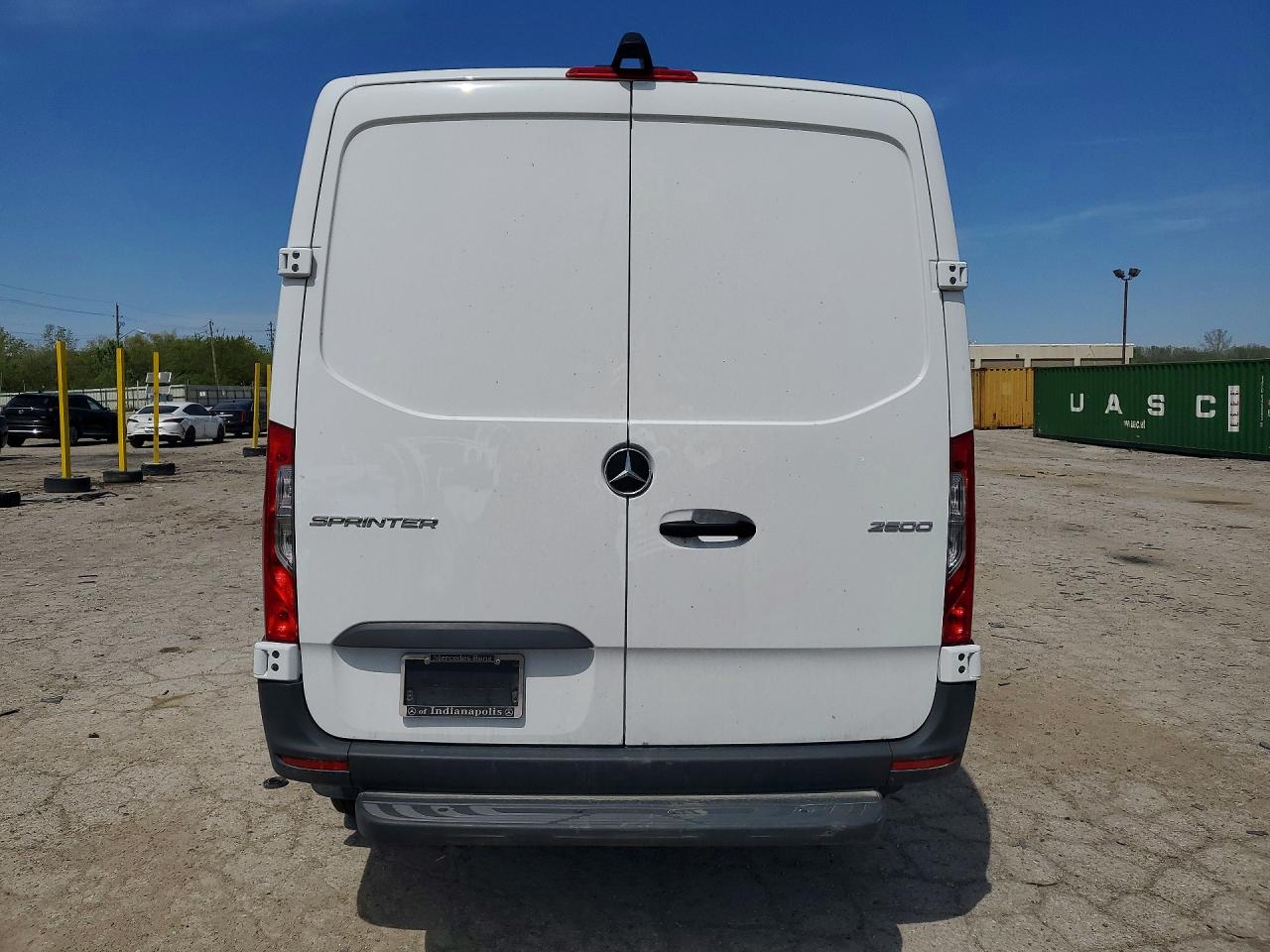 Mercedes-Benz Sprinter 2500