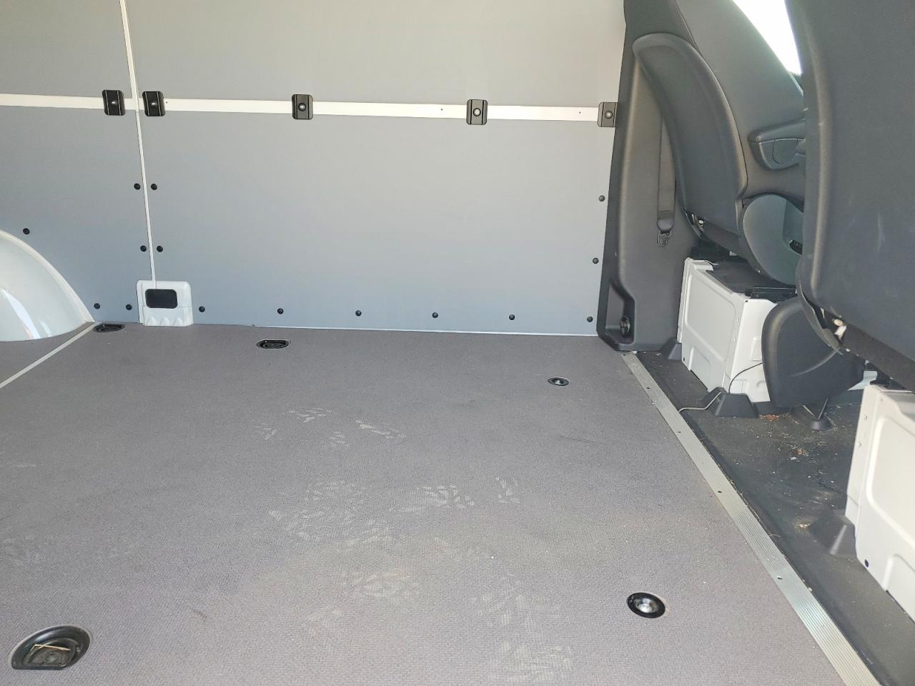 Mercedes-Benz Sprinter 2500