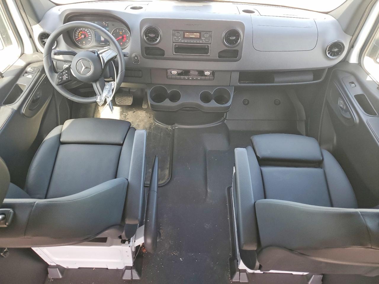 Mercedes-Benz Sprinter 2500