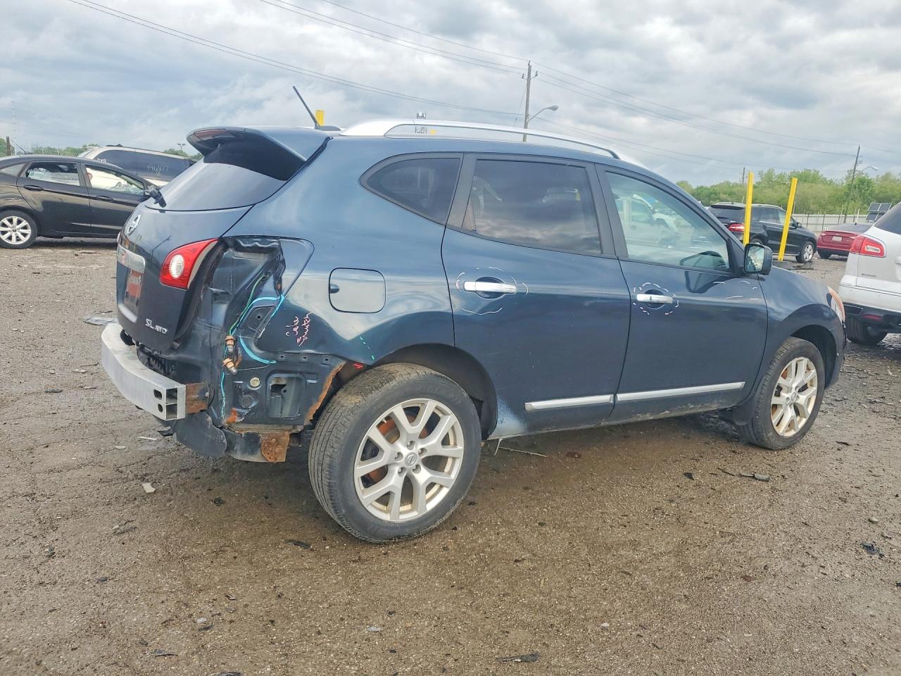Nissan Rogue S