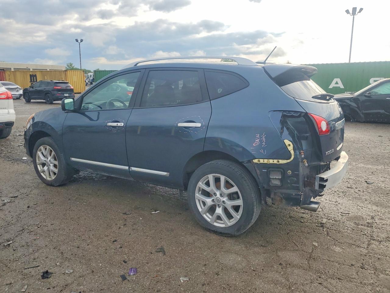 Nissan Rogue S