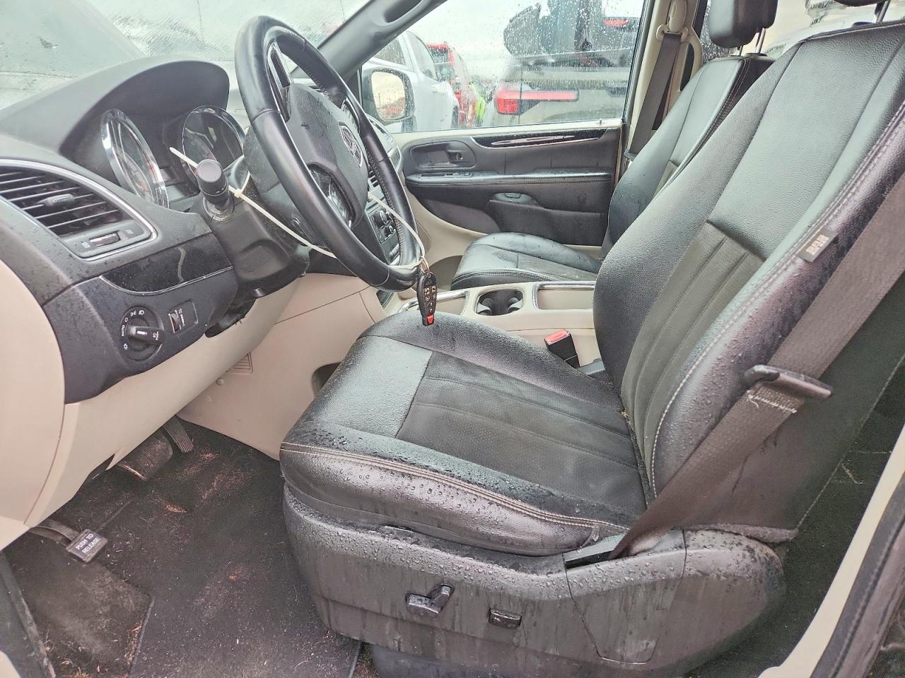 Dodge Caravan Sxt