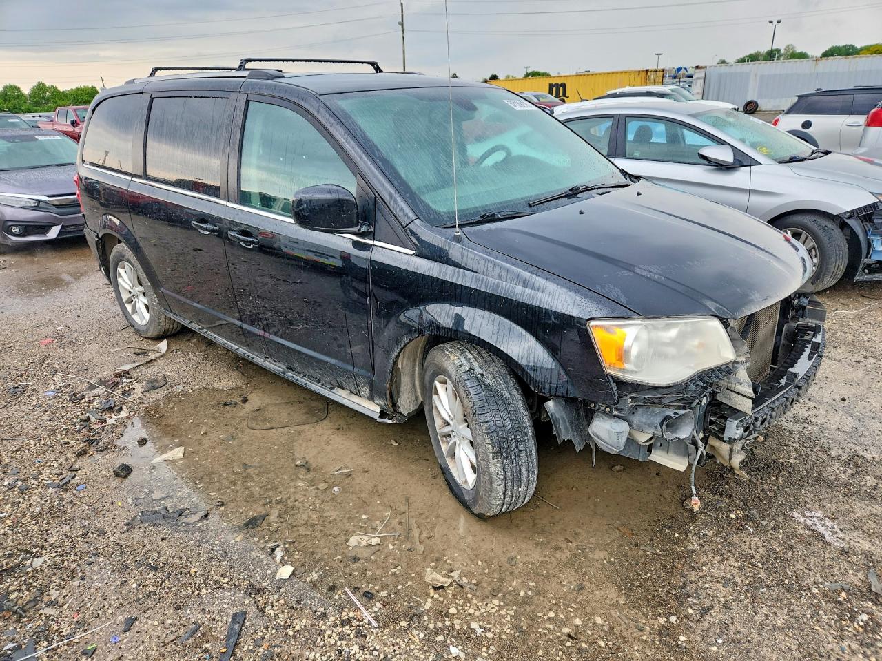 Dodge Caravan Sxt