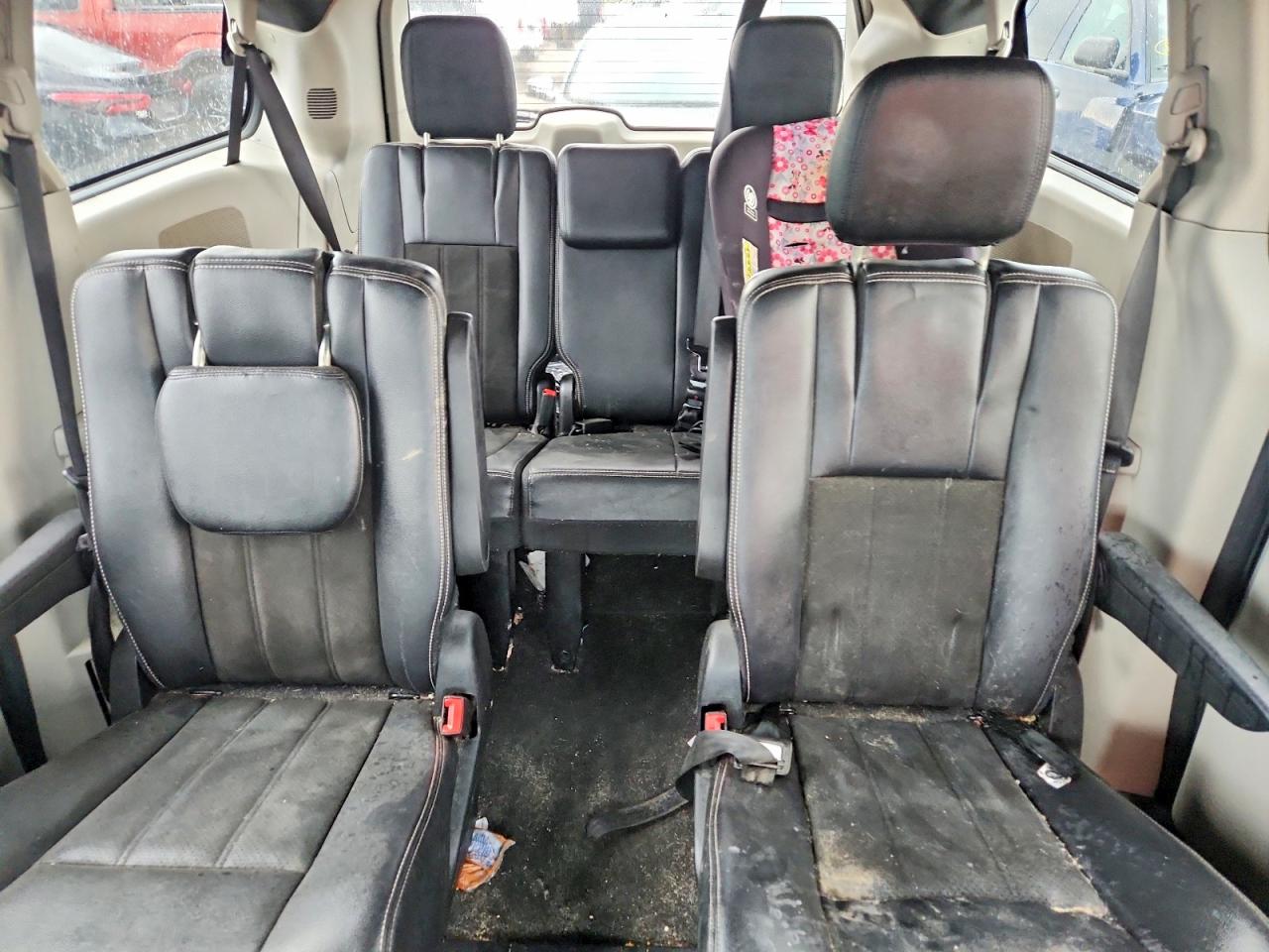 Dodge Caravan Sxt