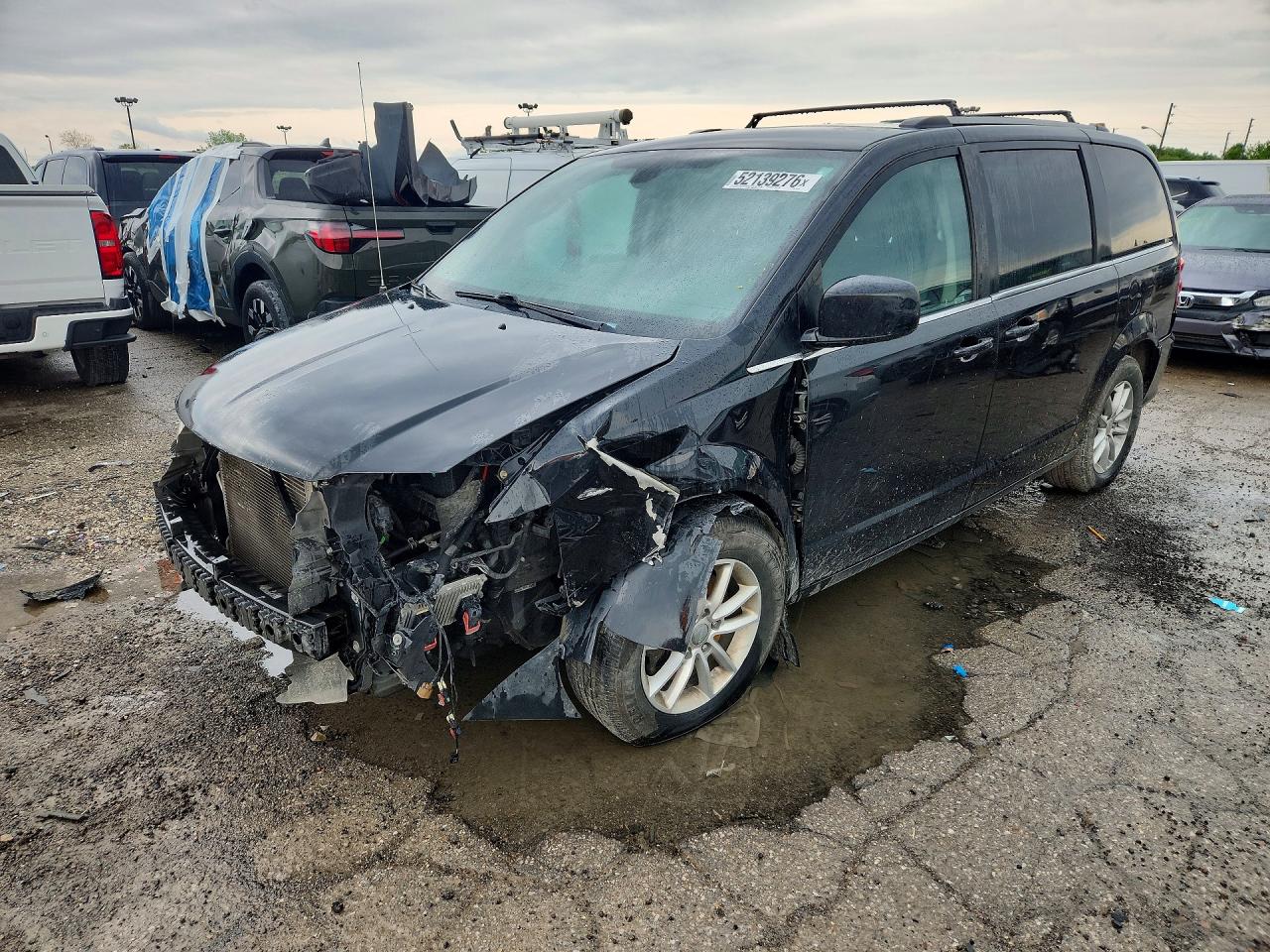 Salvage Dodge Caravan Image