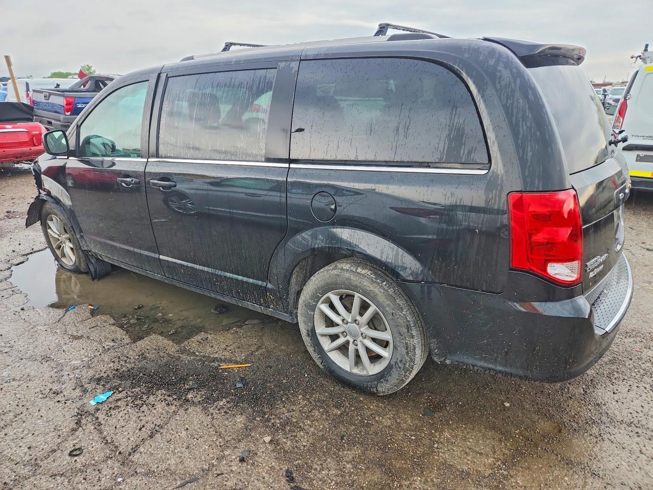 Dodge Caravan Sxt