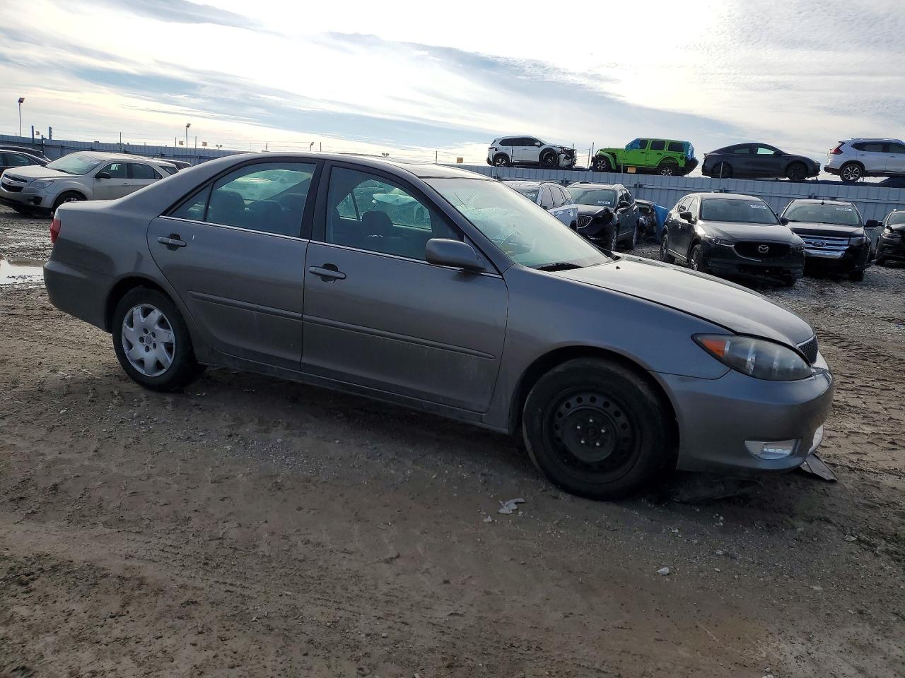 Toyota Camry Le