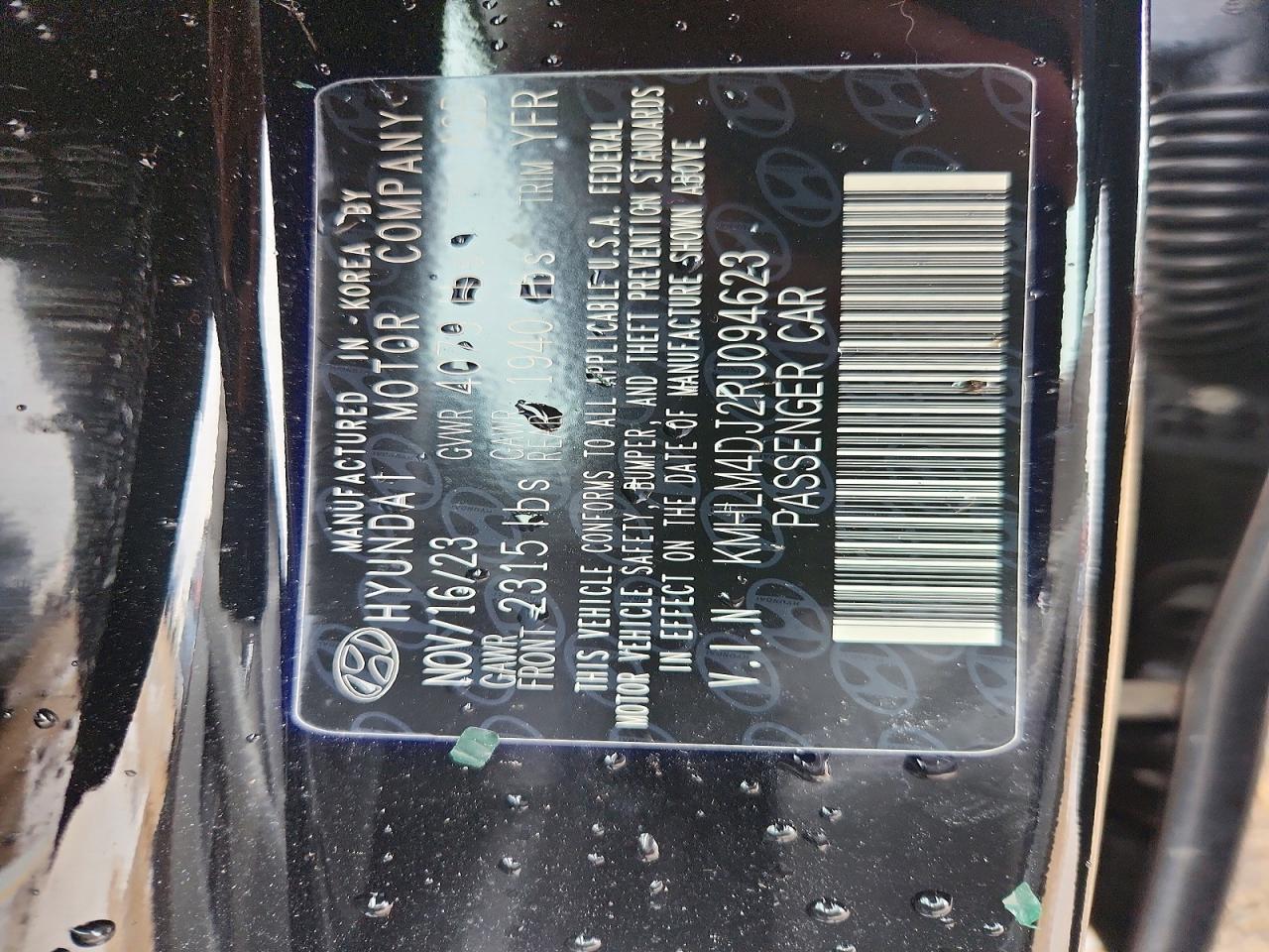 Hyundai ELANTRA Blue