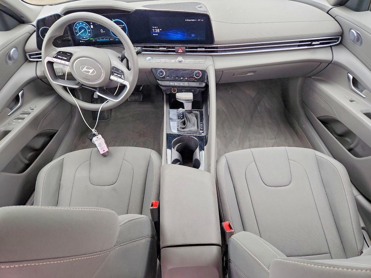 Hyundai ELANTRA Blue