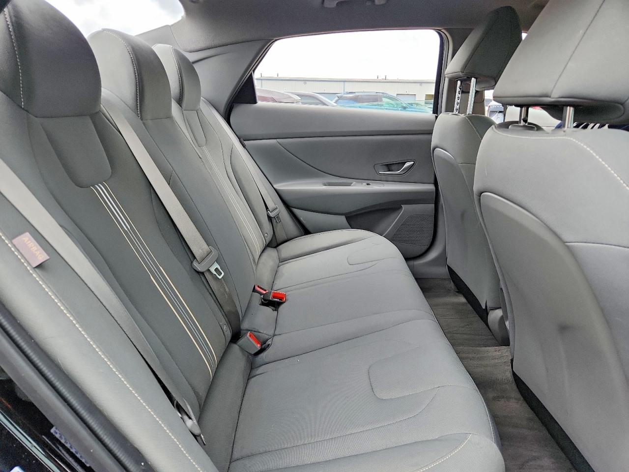 Hyundai ELANTRA Blue