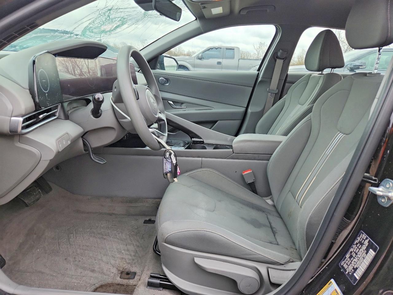 Hyundai ELANTRA Blue