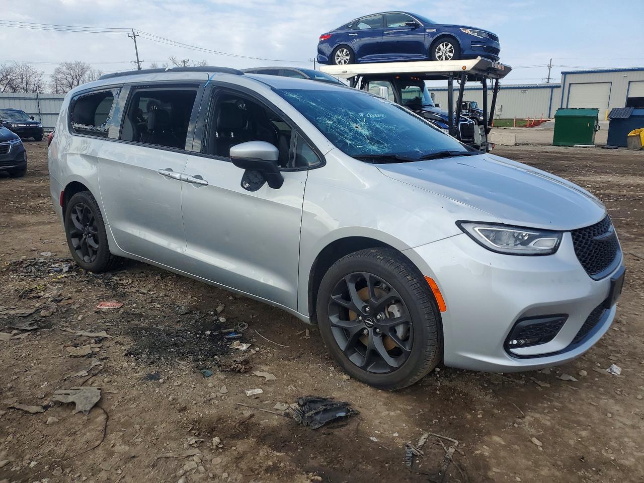 Chrysler Pacifica Touring L