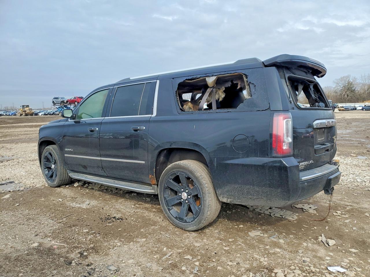 GMC Yukon Denali
