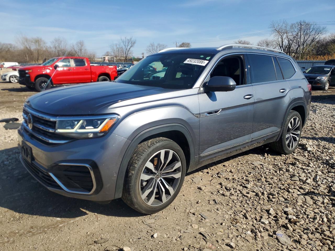 Salvage Volkswagen Atlas Image