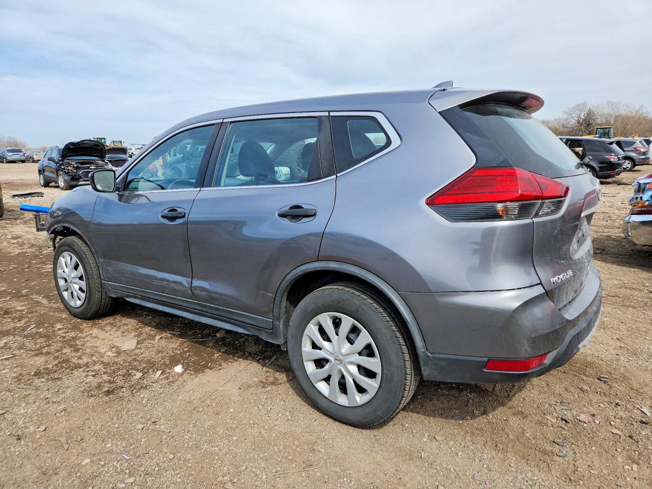 Nissan Rogue S