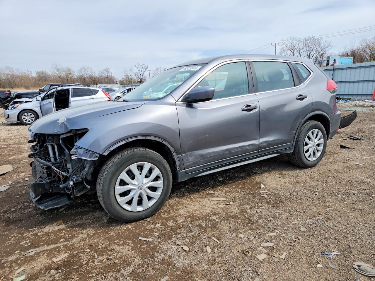 Salvage Nissan Rogue Image