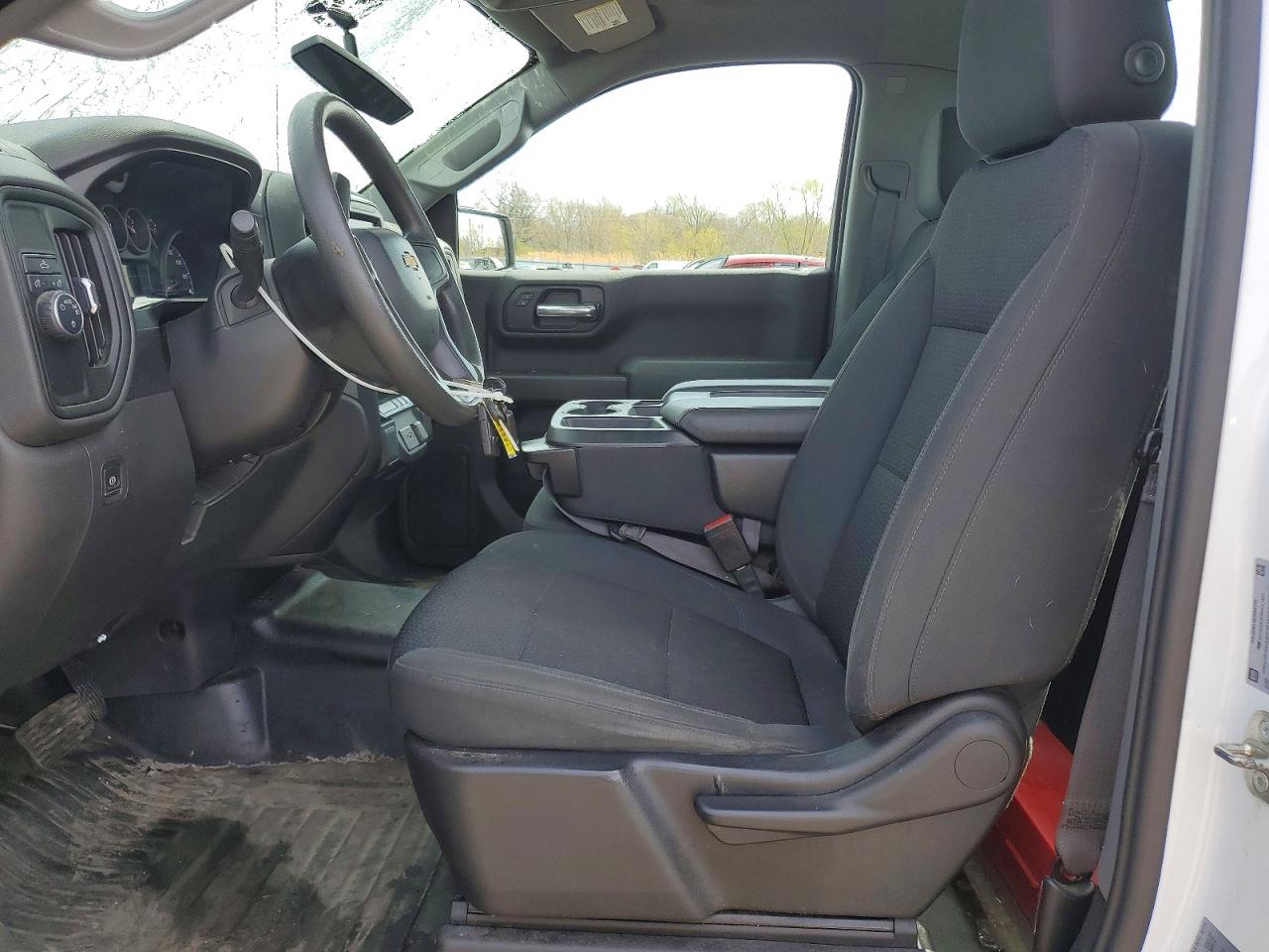 Chevrolet Silverado C1500