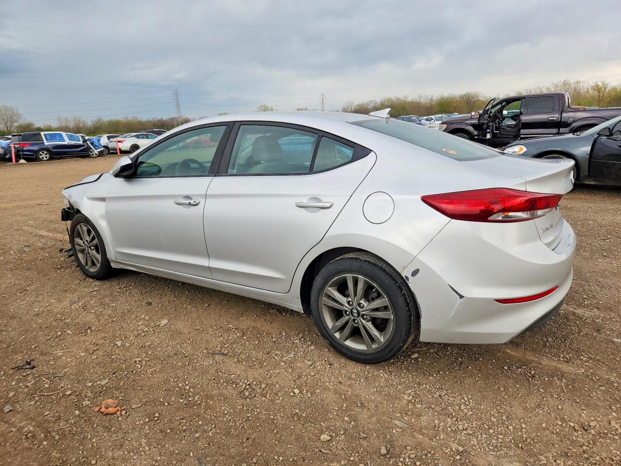 Hyundai ELANTRA Value Edition