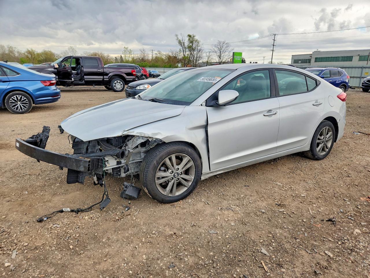 Salvage Hyundai ELANTRA Image