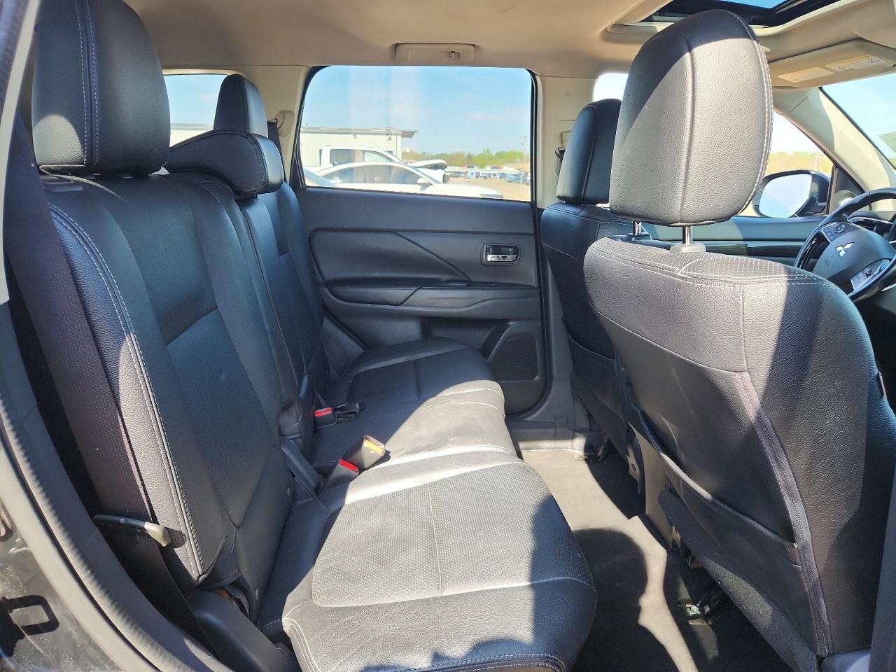 Mitsubishi Outlander Se