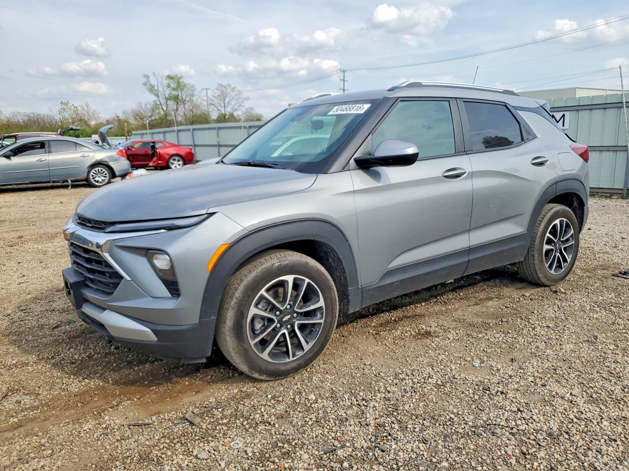 Salvage Chevrolet Trailblazer Image