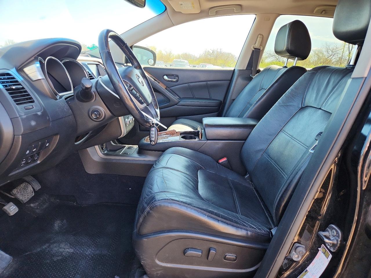 Nissan Murano S